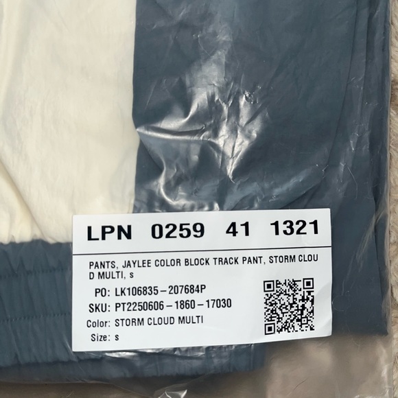 Jaylee color block track pant - Picture 6 of 6